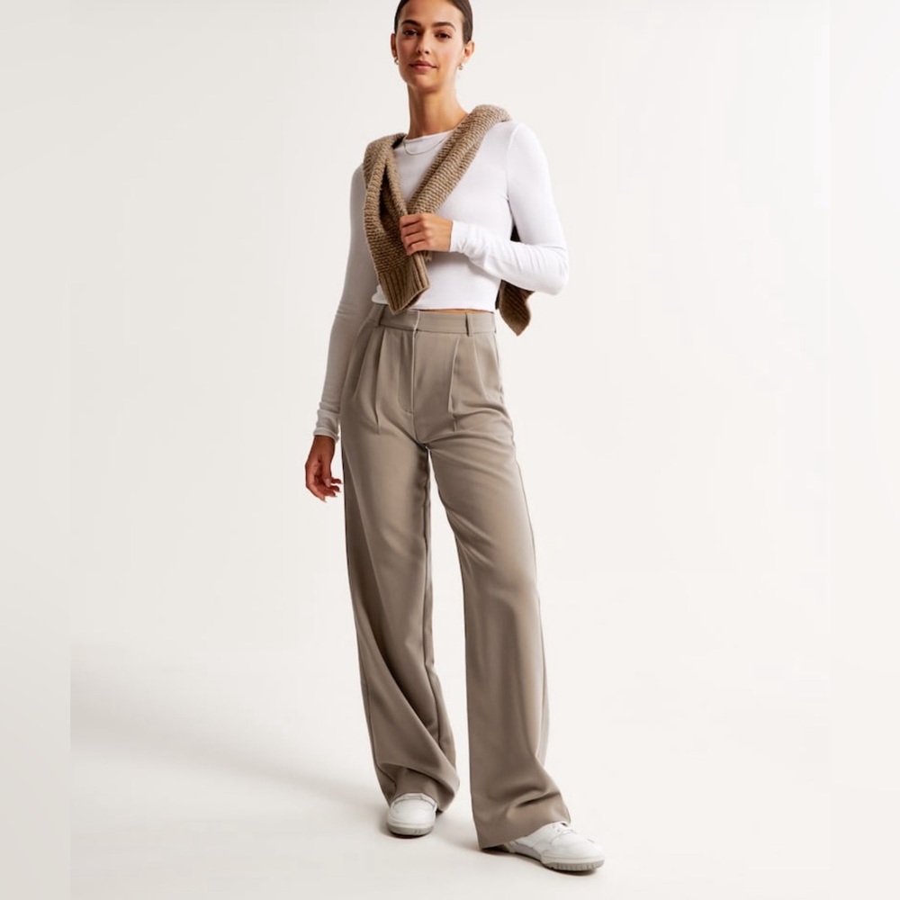 A&F Sloane Tailored Pant NWT